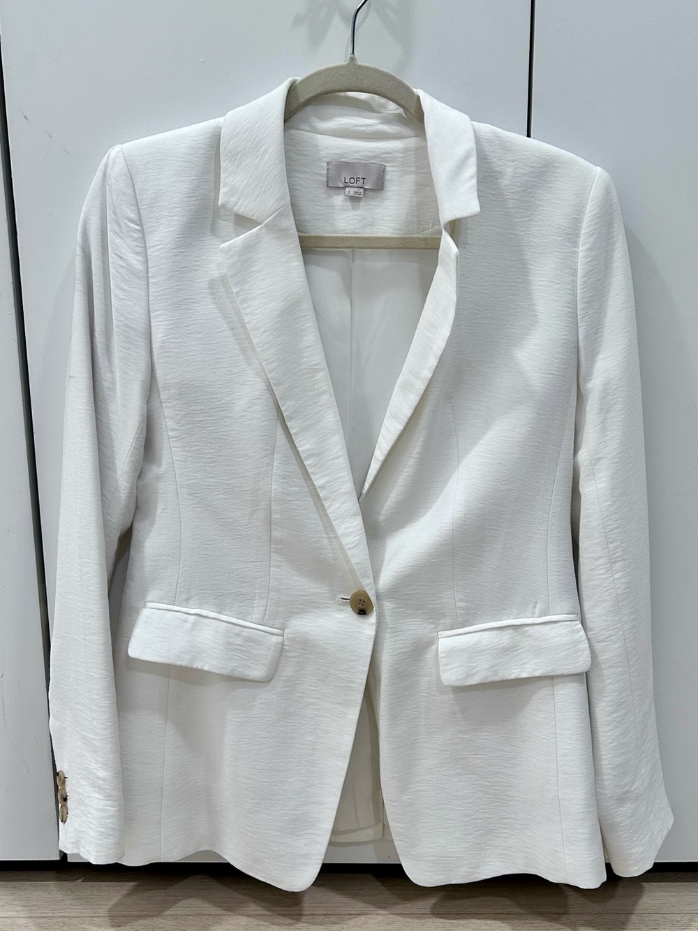 Like New LOFT White Single-Button Notch Lapel Lightweight Blazer Size 0